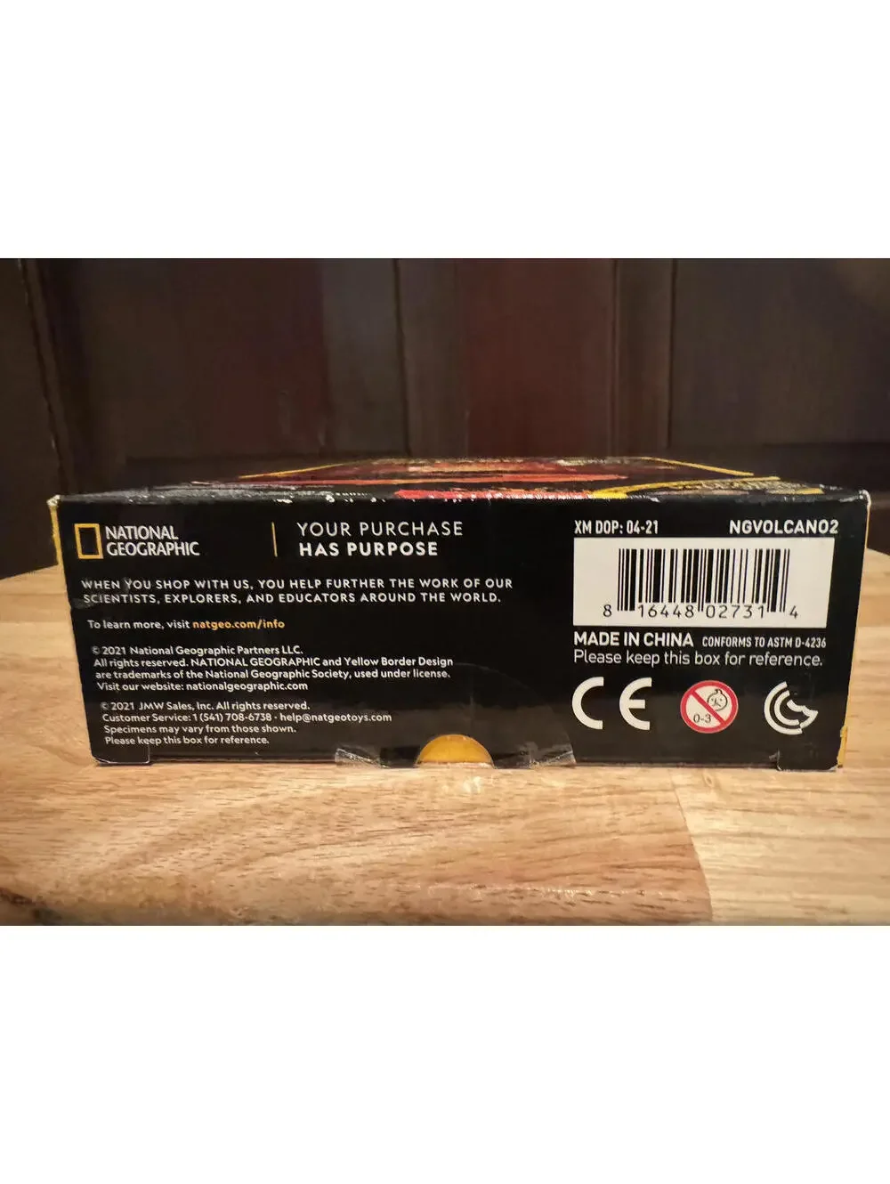 National Geographic Build Your Own Volcano STEM Kit